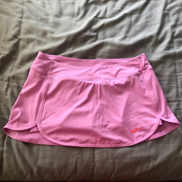 Nike Pants - Nike golf/tennis skirt